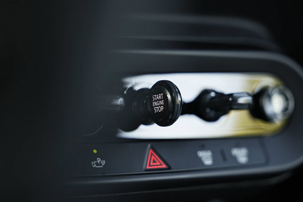 Used 2025 MINI Cooper S FWD image 36