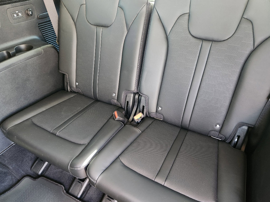 New 2025 Kia Sorento S image 21