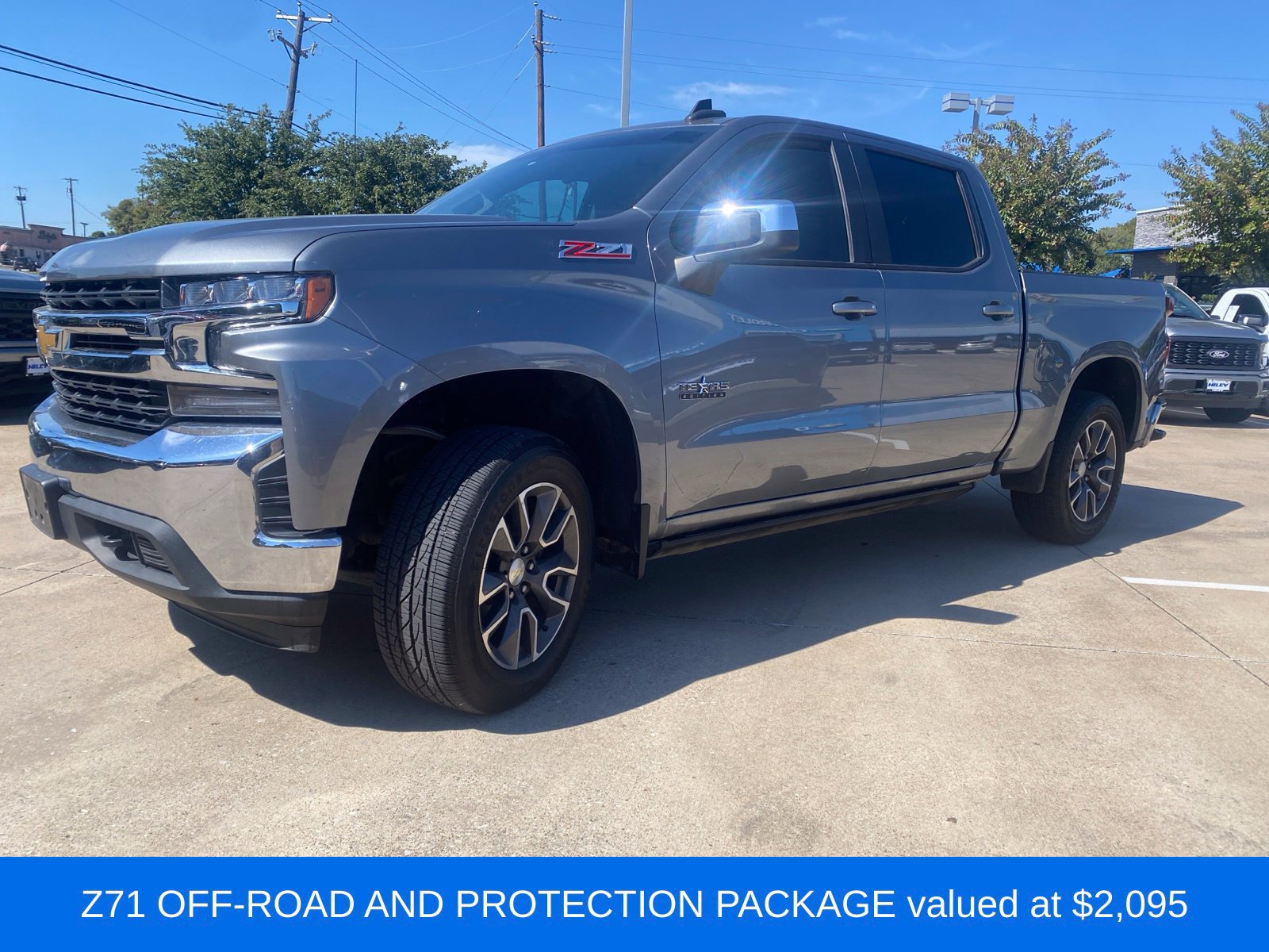 Used 2021 Chevrolet Silverado 1500 LT w/ Texas Edition Plus AWD/4WD image 4