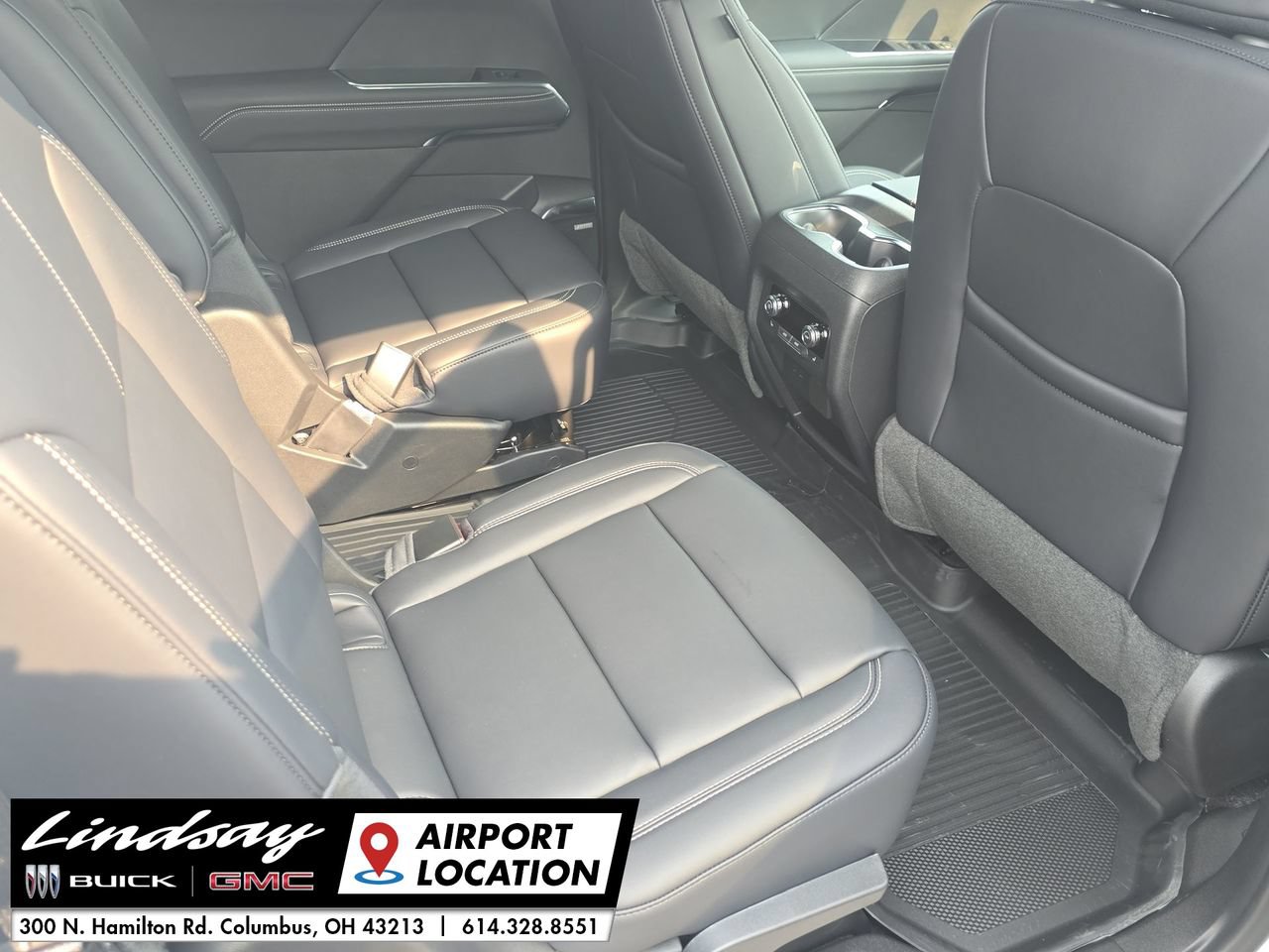New 2026 GMC Acadia Elevation w/ Elevation Premium Package FWD image 28