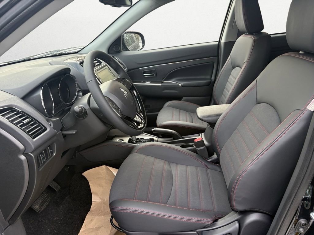 New 2026 Mitsubishi Outlander Sport SE image 10