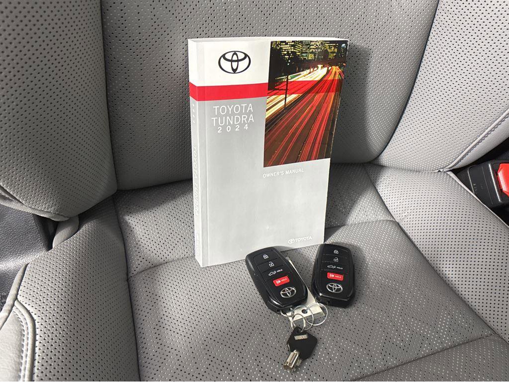 Used 2024 Toyota Tundra Limited image 36