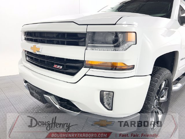 Used 2018 Chevrolet Silverado 1500 LT w/ All Star Edition AWD/4WD image 11