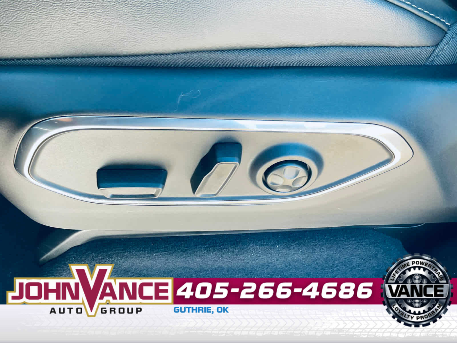 Used 2024 Jeep Wagoneer 4WD image 18