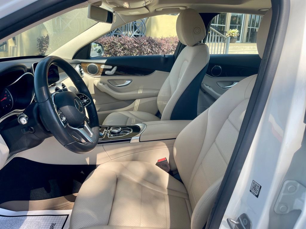Used 2020 Mercedes-Benz C 300 Sedan image 10