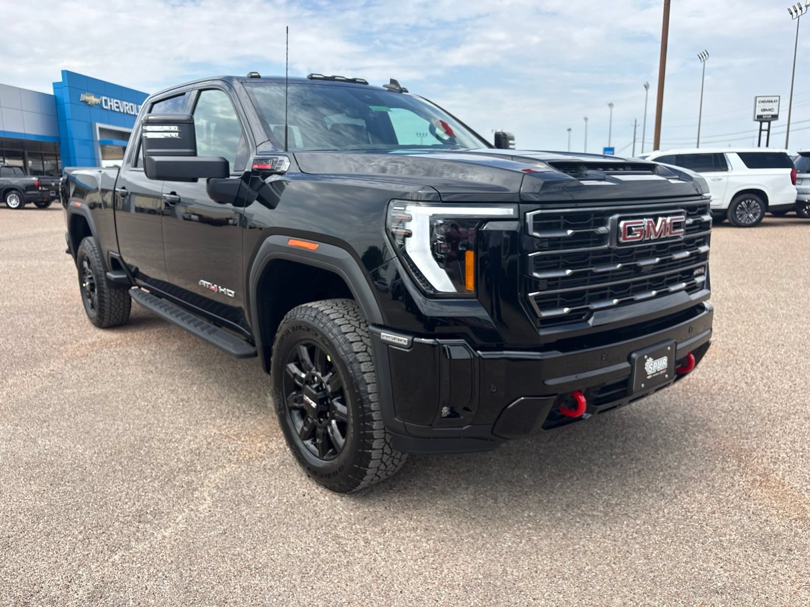 New 2026 GMC Sierra 2500 AT4 w/ AT4 Premium Plus Package AWD/4WD image 8