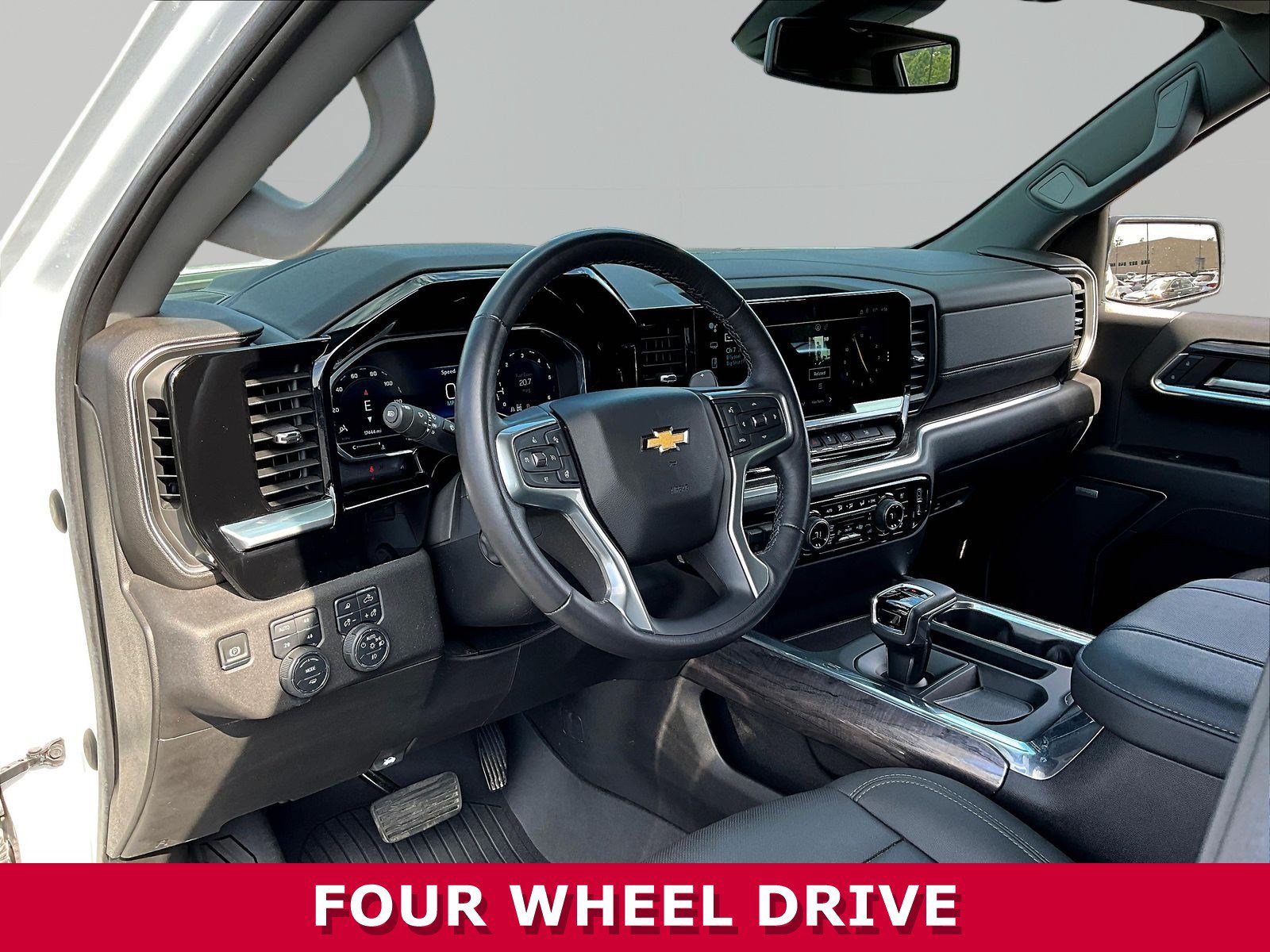 Used 2023 Chevrolet Silverado 1500 LTZ AWD/4WD image 17