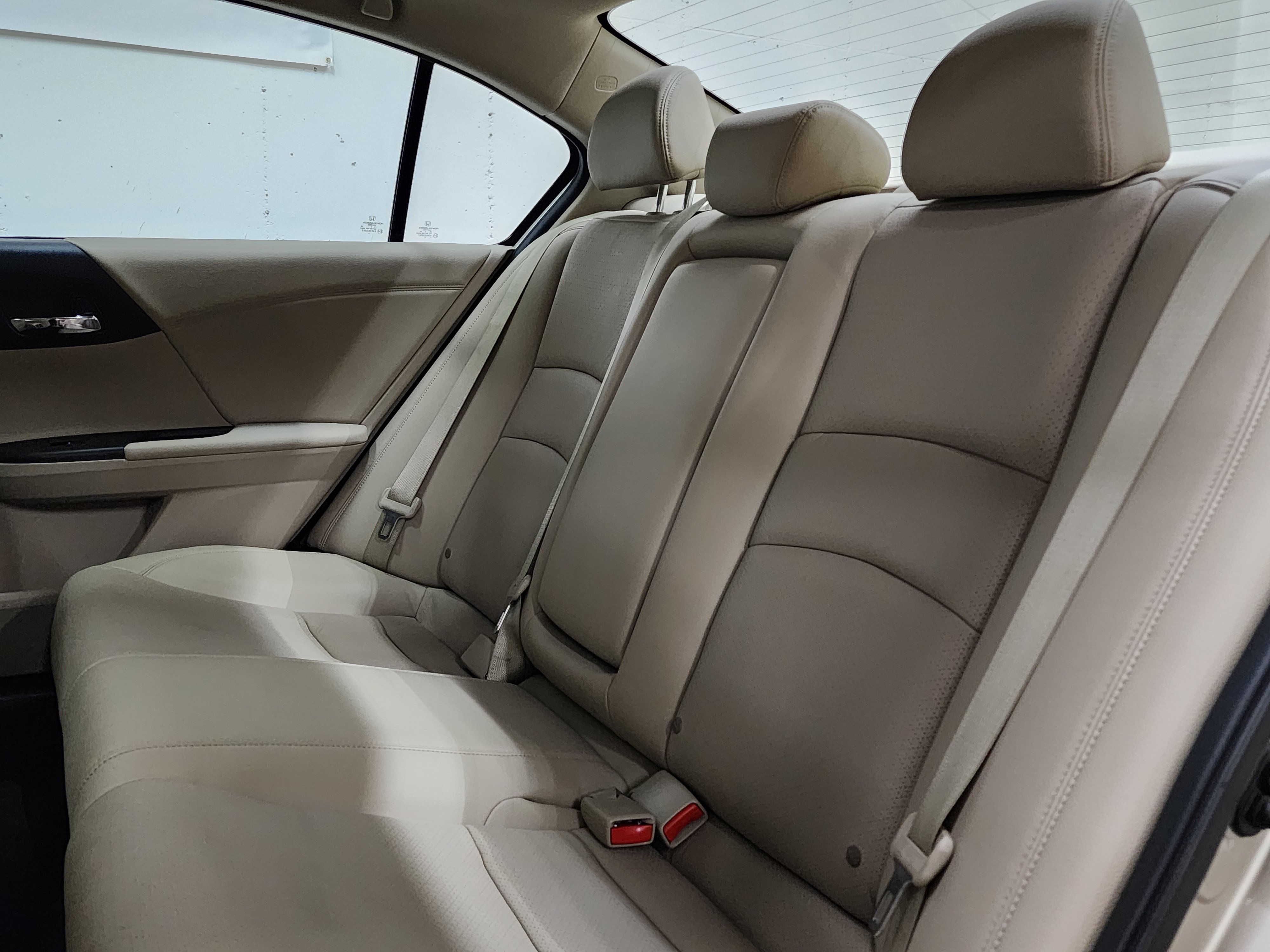 Used 2015 Honda Accord EX-L image 17