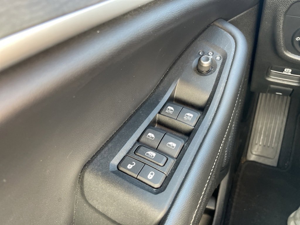 Used 2023 Jeep Grand Cherokee L Limited image 29