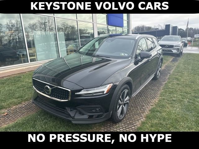 Certified 2025 Volvo V60 B5 Cross Country Plus