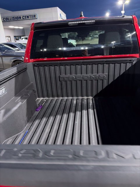Used 2026 Toyota Tacoma SR5 AWD/4WD image 8