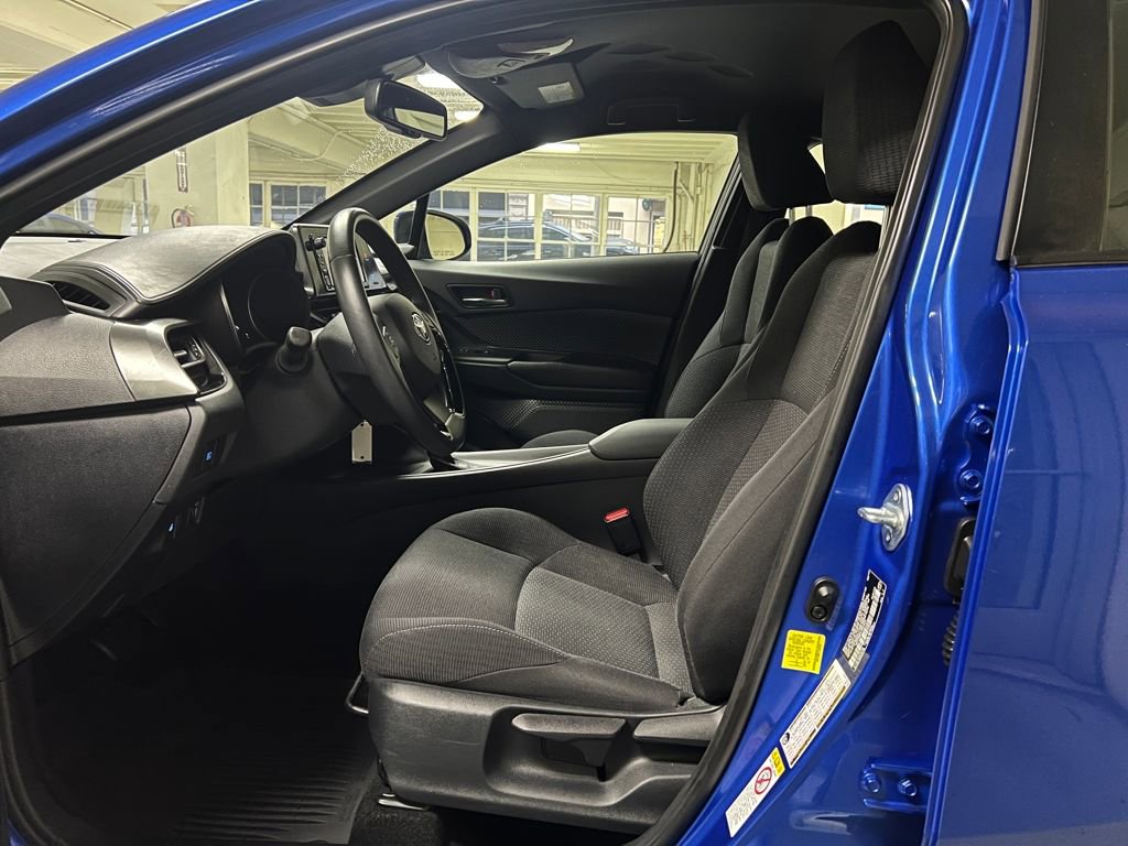Certified 2018 Toyota C-HR XLE image 12