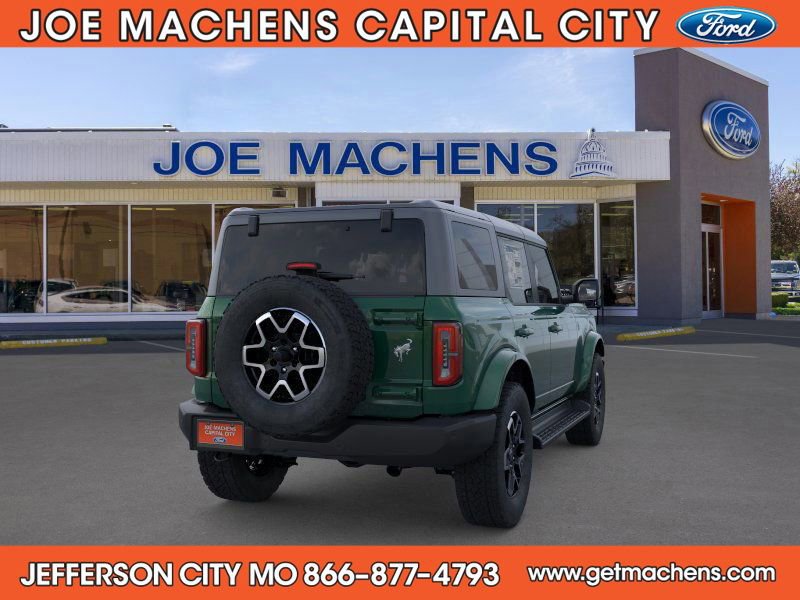 New 2025 Ford Bronco Outer Banks image 9