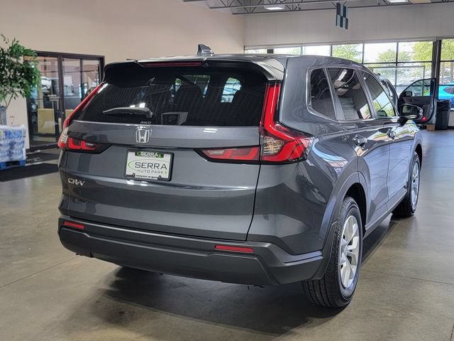 Used 2025 Honda CR-V LX image 5