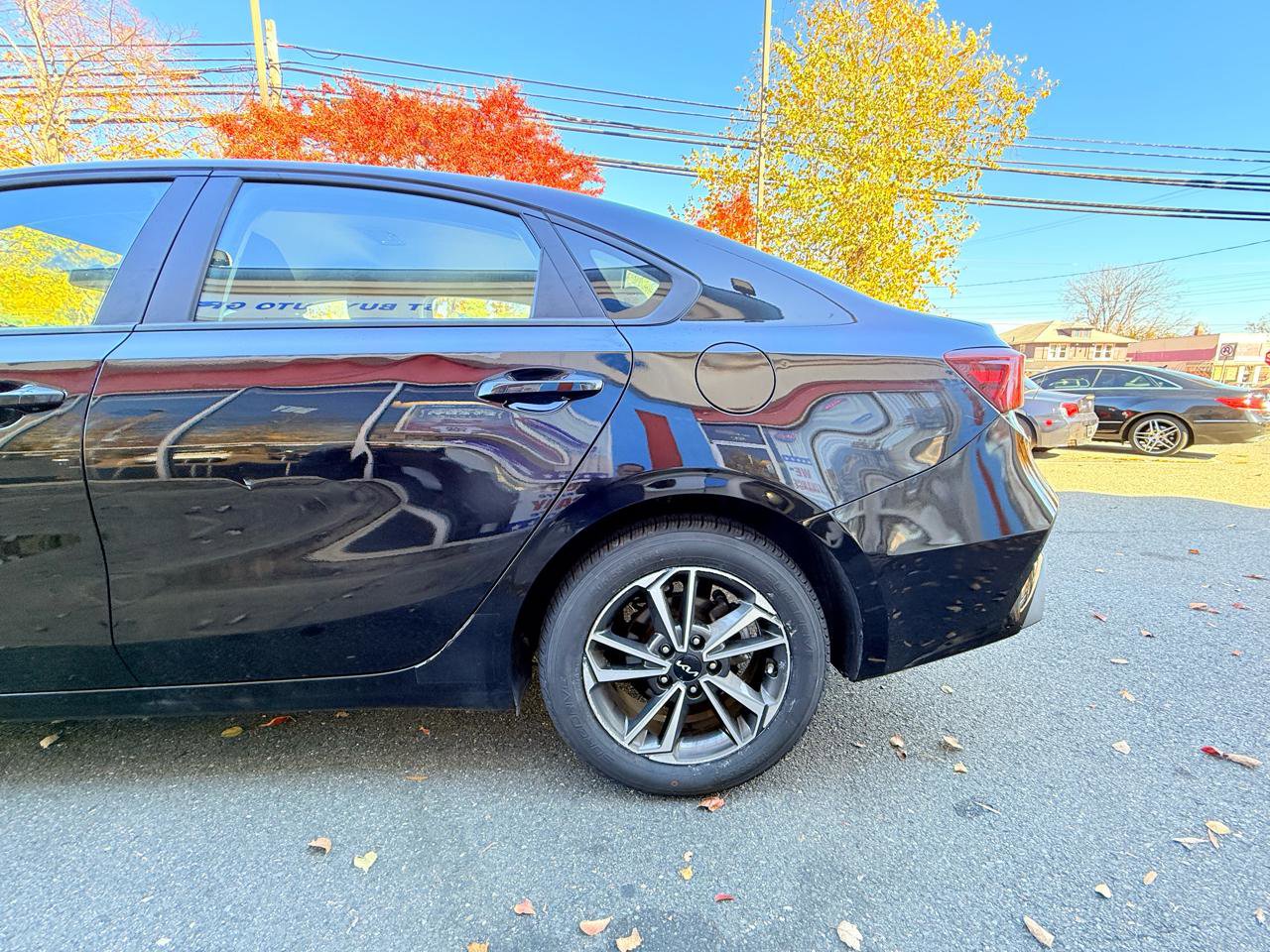 Used 2023 Kia Forte LXS image 6