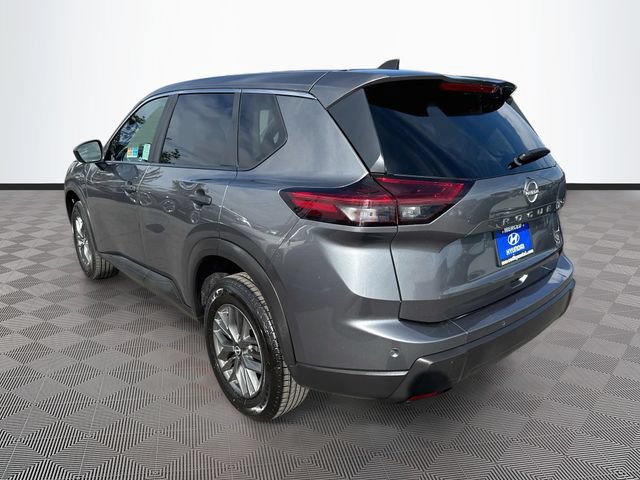 Used 2024 Nissan Rogue S FWD image 5