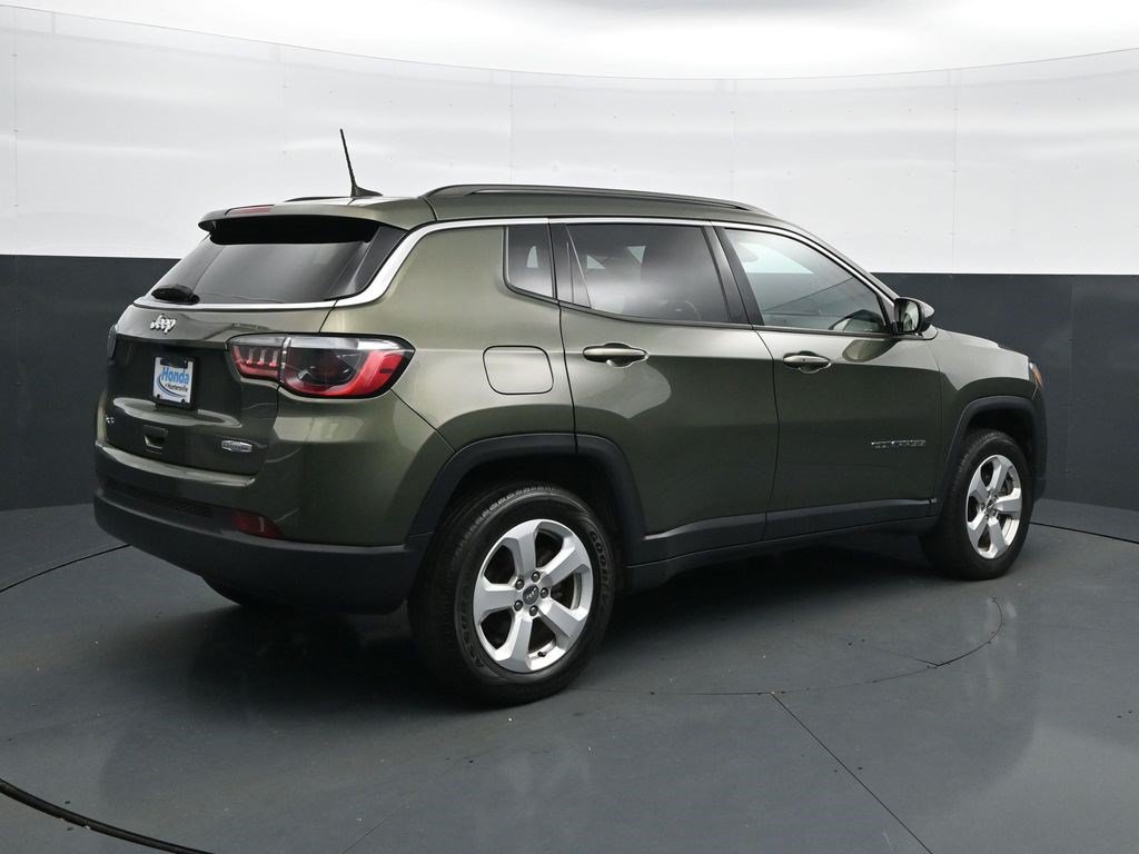 Used 2021 Jeep Compass Latitude AWD/4WD image 7