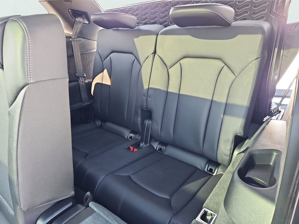 Certified 2025 Audi Q7 3.0T Premium Plus w/ Premium Plus Package image 37