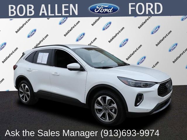 Used 2023 Ford Escape Platinum image 1