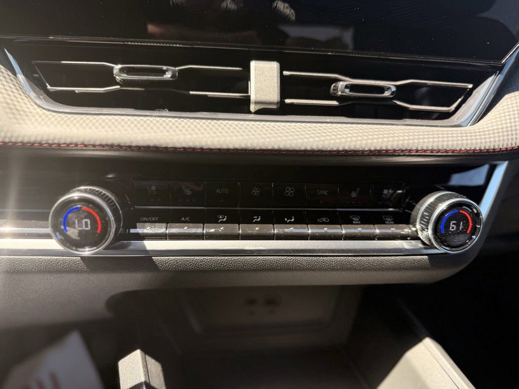 New 2026 Chevrolet Equinox RS FWD image 18