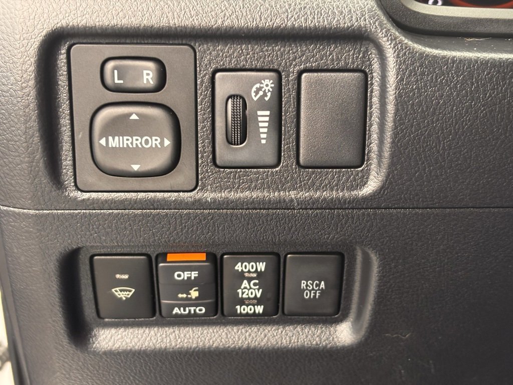 Used 2013 Toyota 4Runner Limited image 13