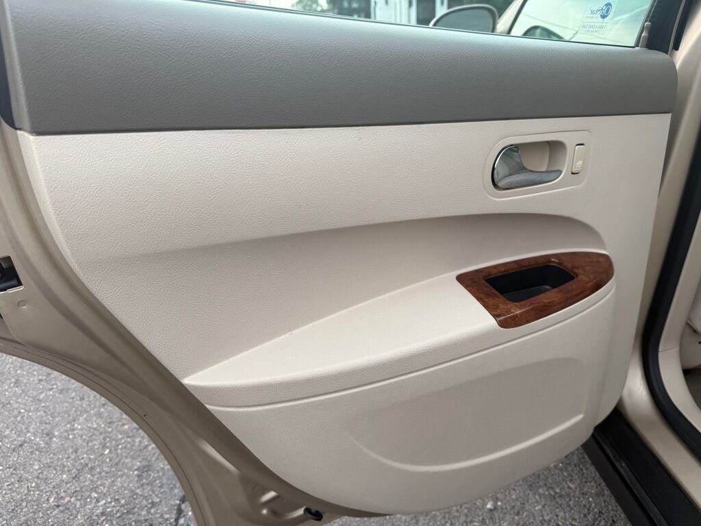 Used 2005 Buick LaCrosse CX FWD image 17
