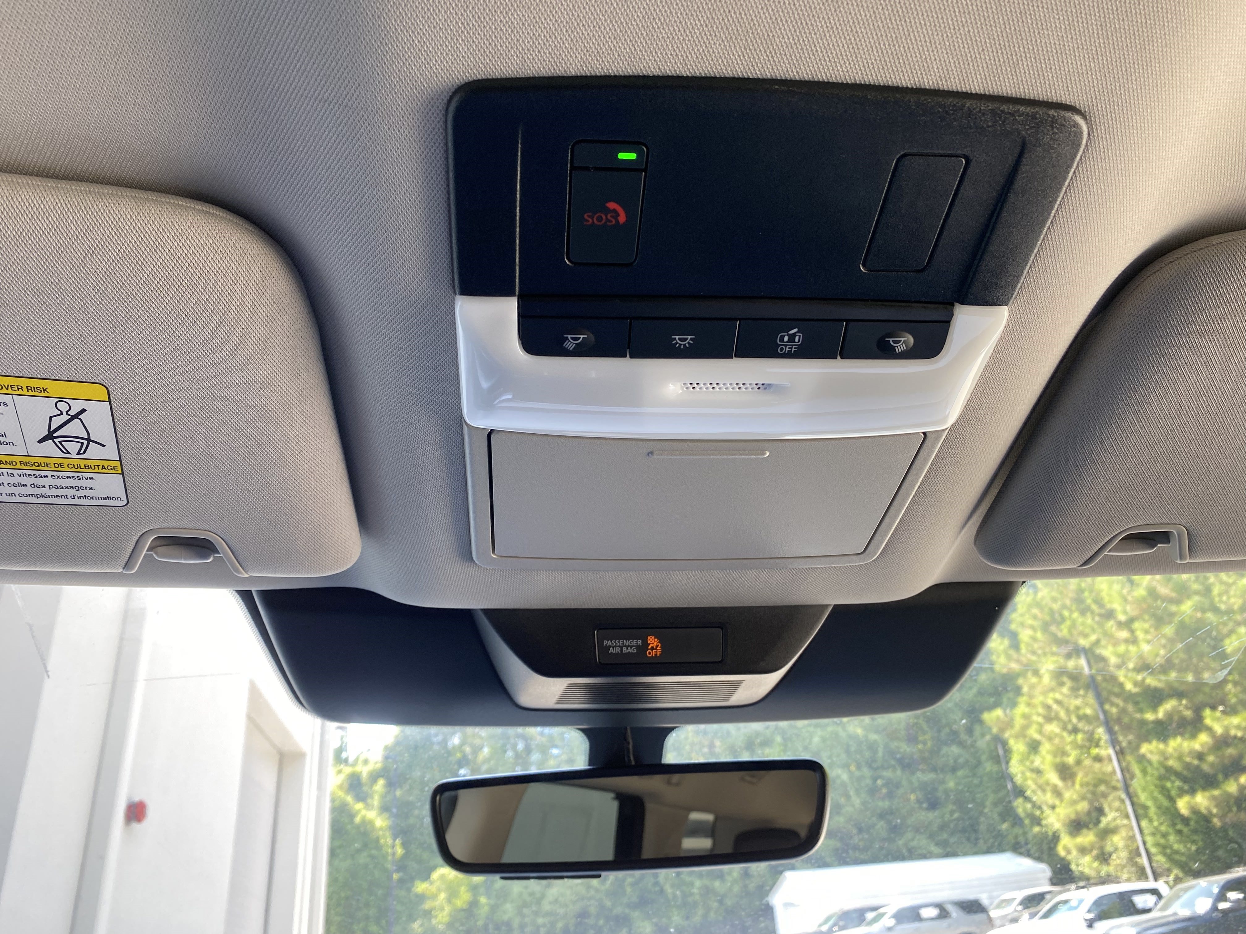 Used 2024 Nissan Pathfinder SL FWD image 30