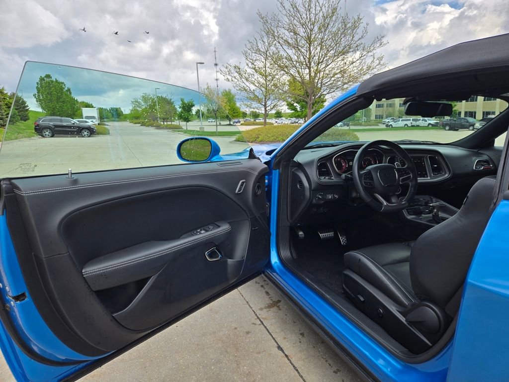 New 2023 Dodge Challenger SRT Hellcat RWD image 9