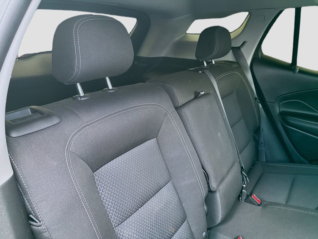Used 2024 GMC Terrain SLE w/ Driver Convenience Package FWD image 22