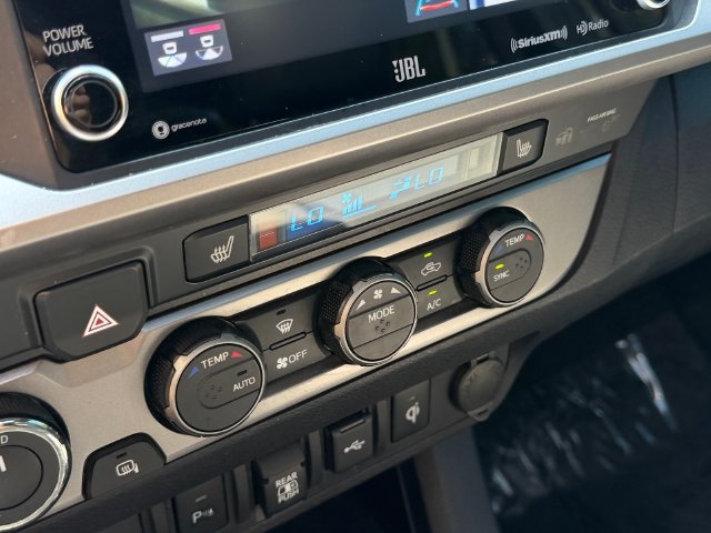 Used 2022 Toyota Tacoma Limited AWD/4WD image 26
