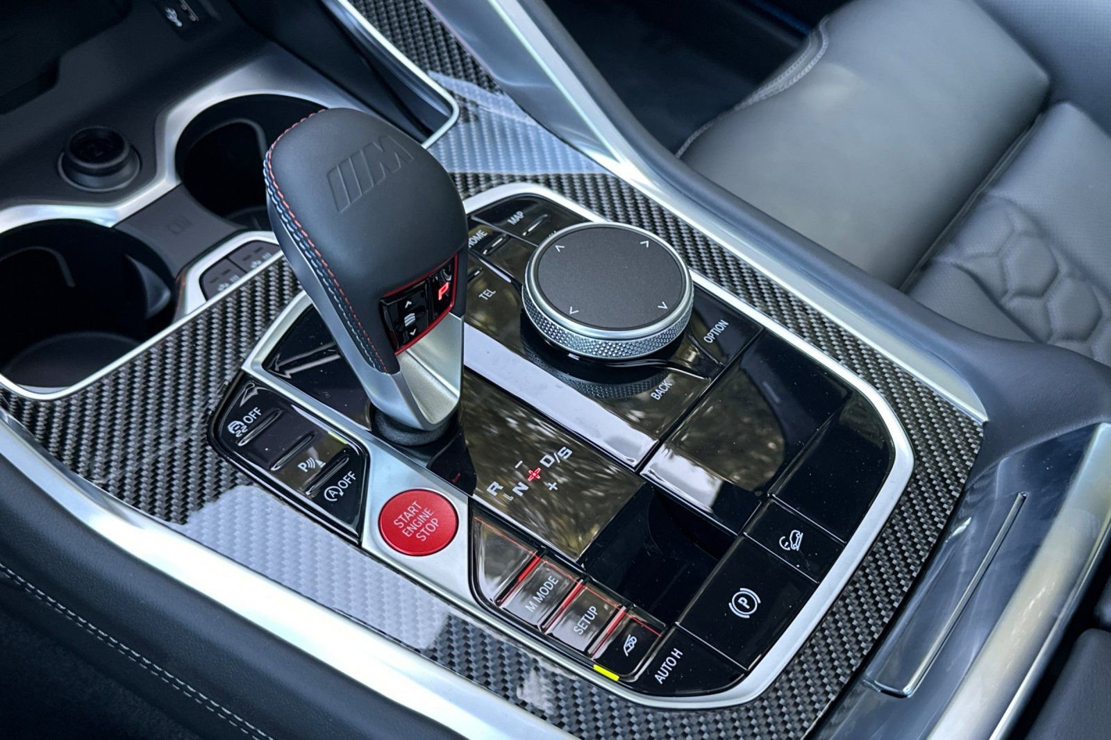 New 2026 BMW X6 M Competition w/ Executive Package image 19