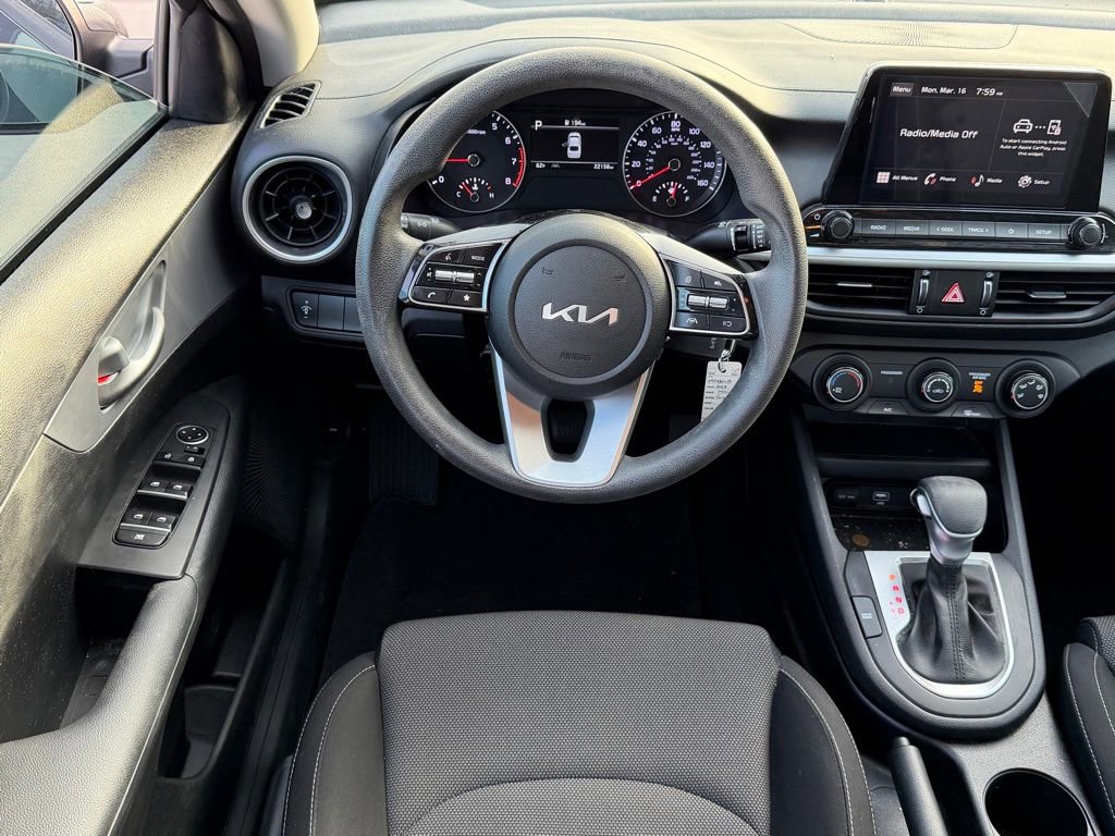 Used 2023 Kia Forte LXS image 10