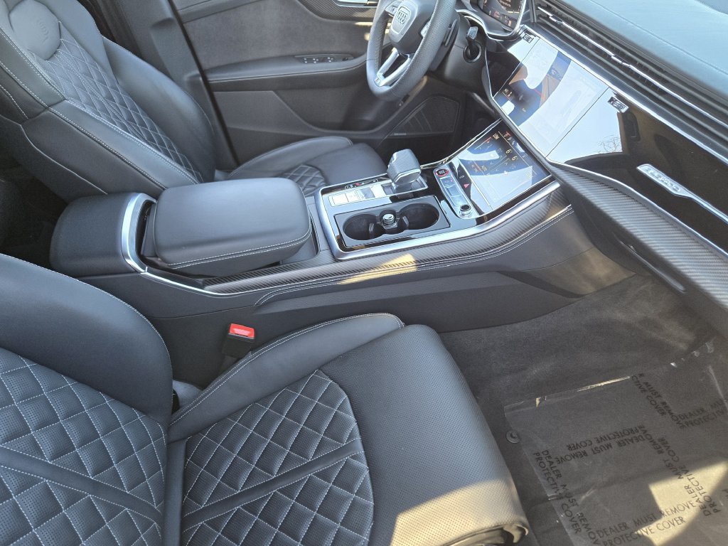 Used 2024 Audi SQ8 Prestige w/ Prestige Package AWD/4WD image 17