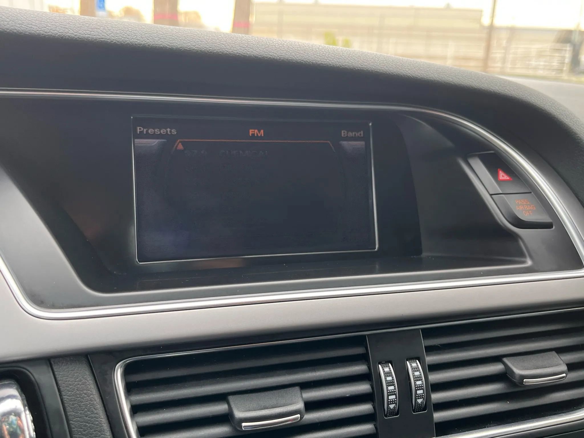 Used 2013 Audi A4 2.0T Premium w/ Convenience Pkg image 22