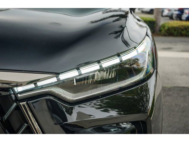 New 2026 INFINITI QX60 Sport w/ Dark Cargo Package AWD/4WD image 8