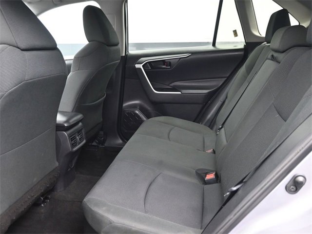 Used 2021 Toyota RAV4 LE image 13