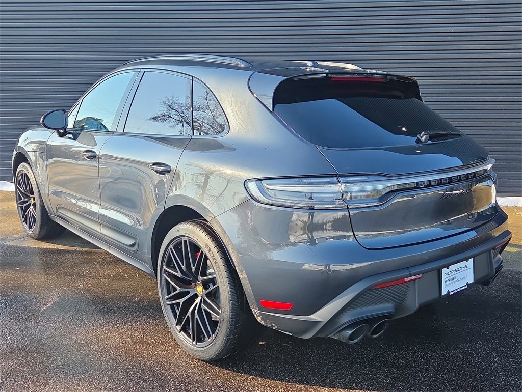 Certified 2023 Porsche Macan GTS image 3