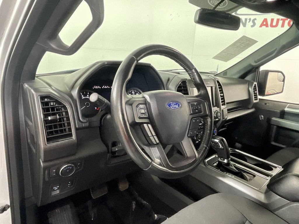 Used 2018 Ford F150 XLT w/ Equipment Group 302A Luxury AWD/4WD image 14