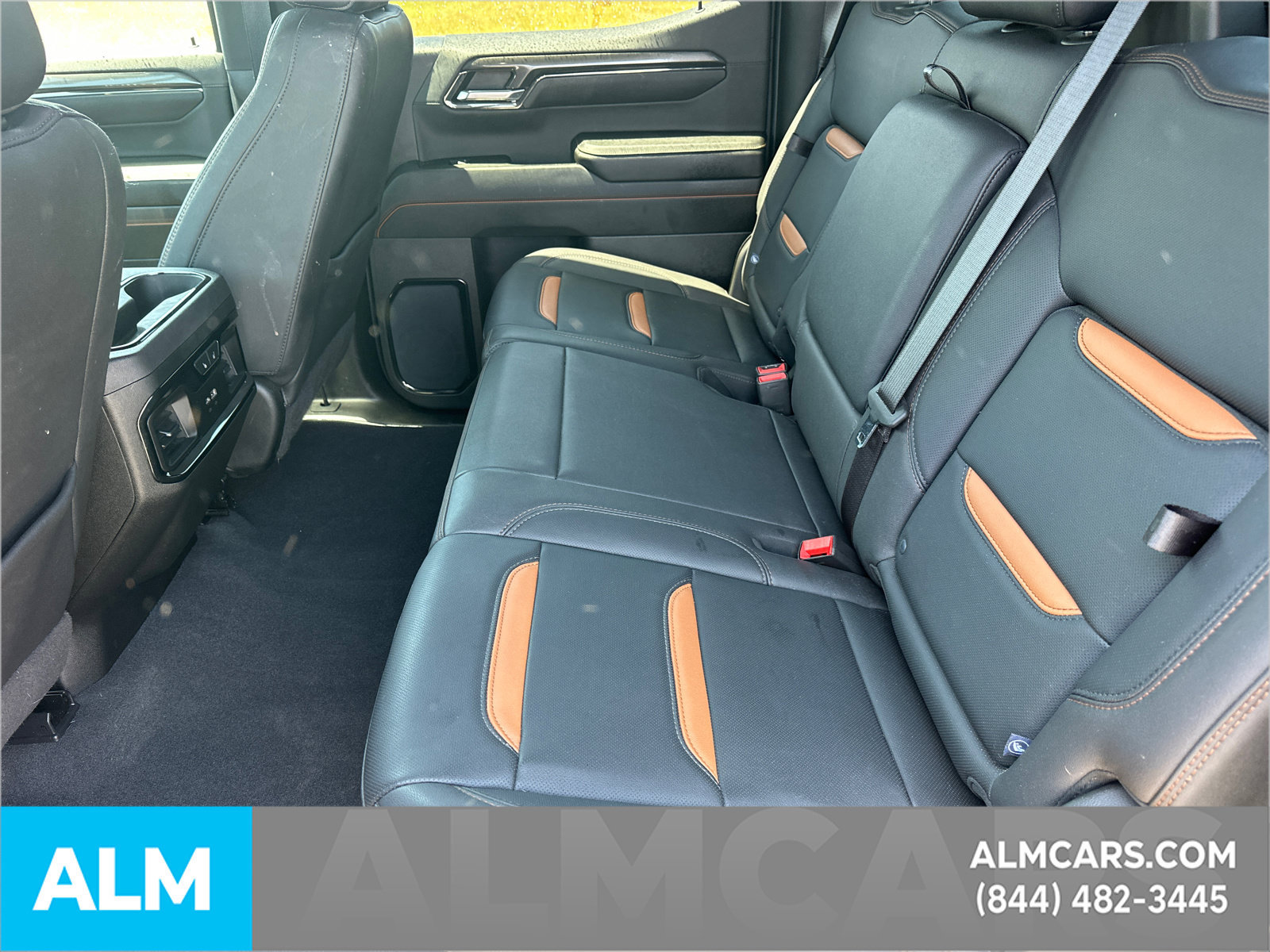 Used 2024 GMC Sierra 1500 AT4 w/ Technology Package AWD/4WD image 23