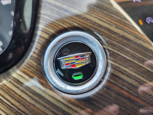 Used 2022 Cadillac XT6 Premium Luxury w/ Platinum Package FWD image 8