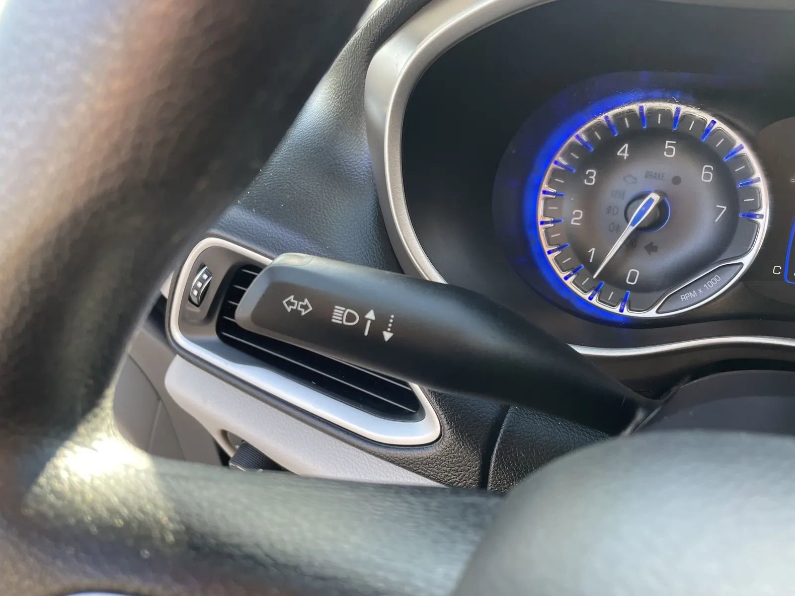 Used 2019 Chrysler Pacifica LX image 21