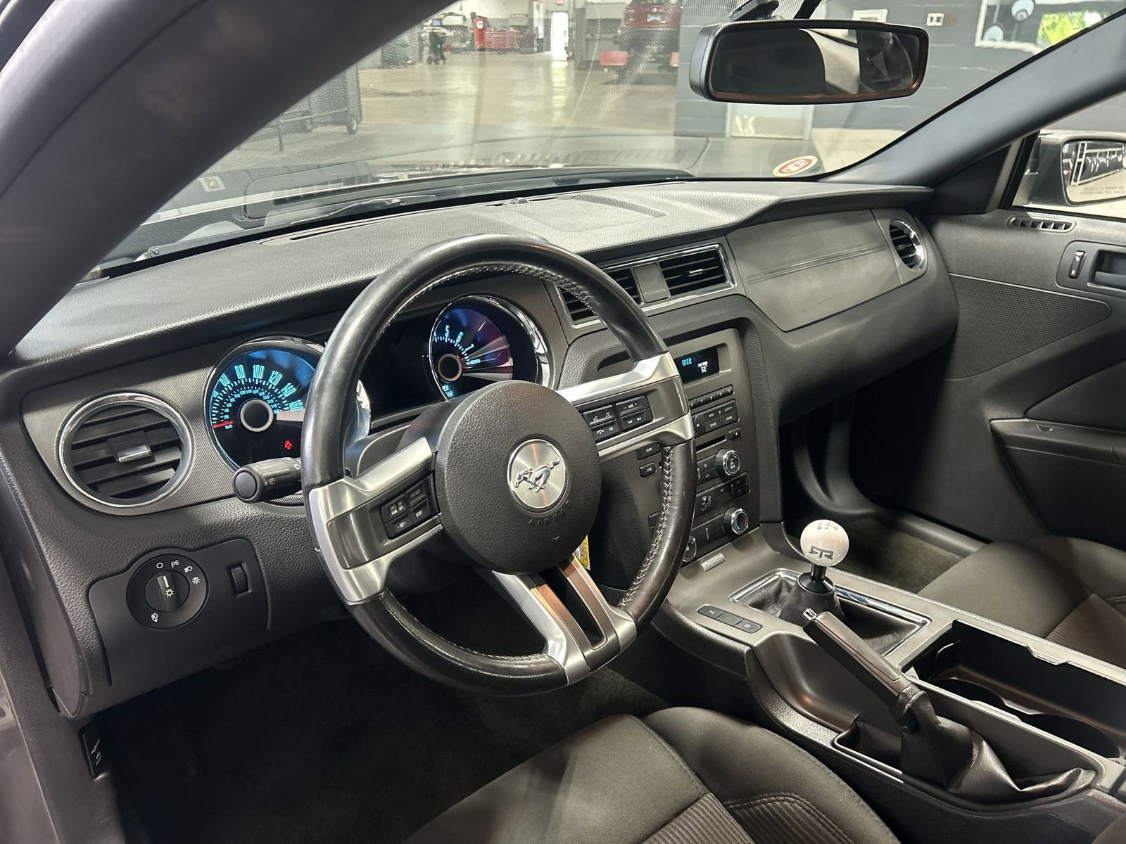 Used 2013 Ford Mustang Coupe w/ V6 Performance Pkg RWD image 2