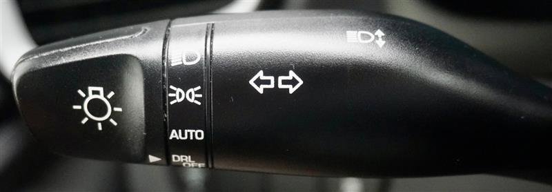 Used 2019 Hyundai Ioniq Plug-In Hybrid image 20