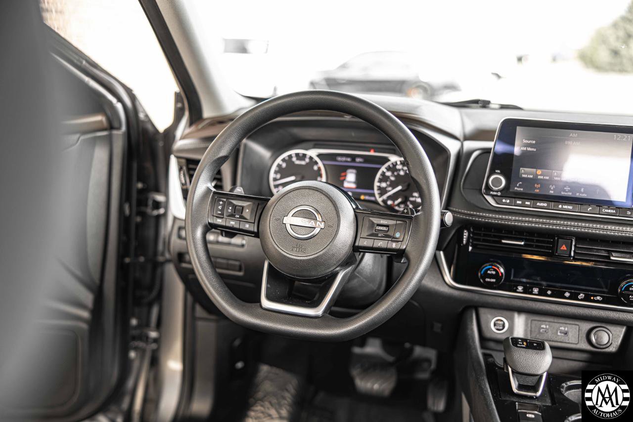 Used 2022 Nissan Rogue SV FWD image 22