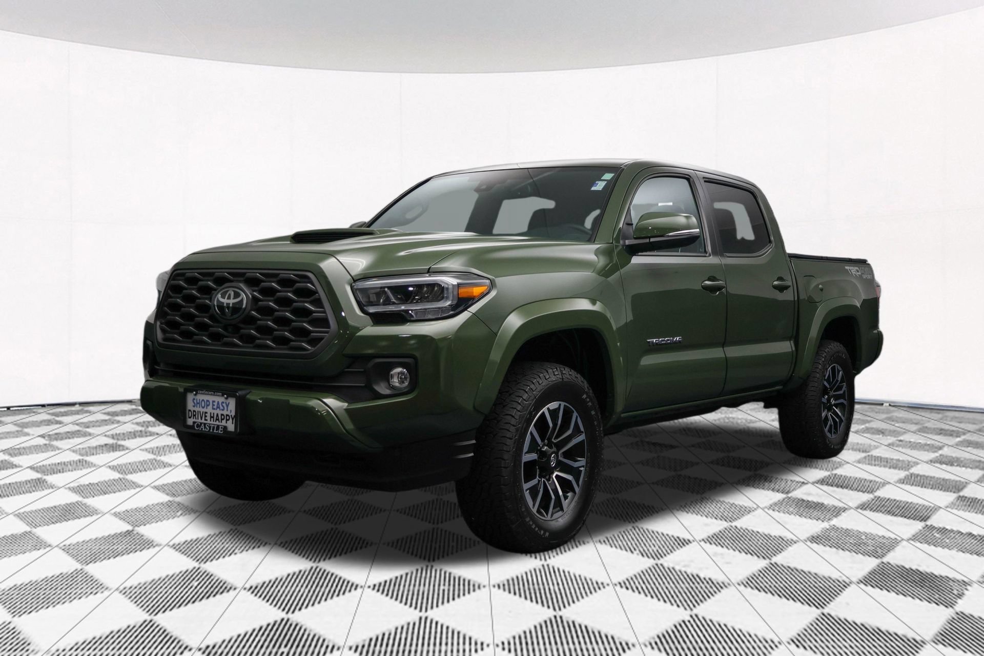 Used 2021 Toyota Tacoma TRD Sport w/ TRD Premium Sport Package AWD/4WD image 39