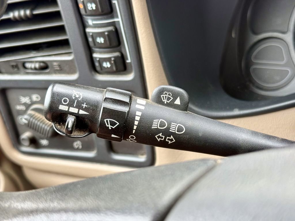 Used 2004 Chevrolet Silverado 1500 LS w/ Light Duty Power Package image 21