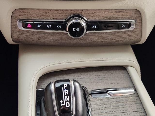 Used 2020 Volvo XC90 T6 Inscription w/ Advanced Package AWD/4WD image 19