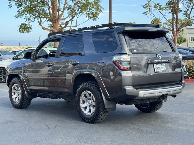 Used 2016 Toyota 4Runner SR5 AWD/4WD image 14