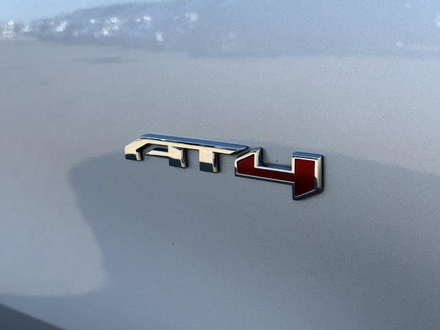 Used 2022 GMC Terrain AT4 w/ Tech Package image 13