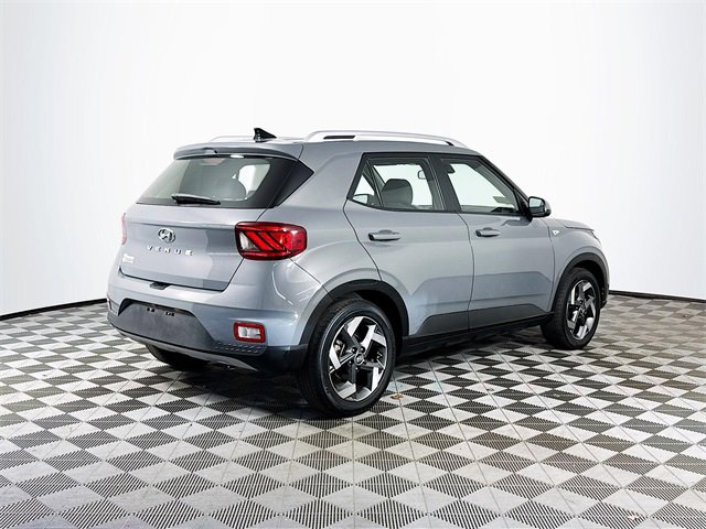 Used 2022 Hyundai Venue SEL image 8